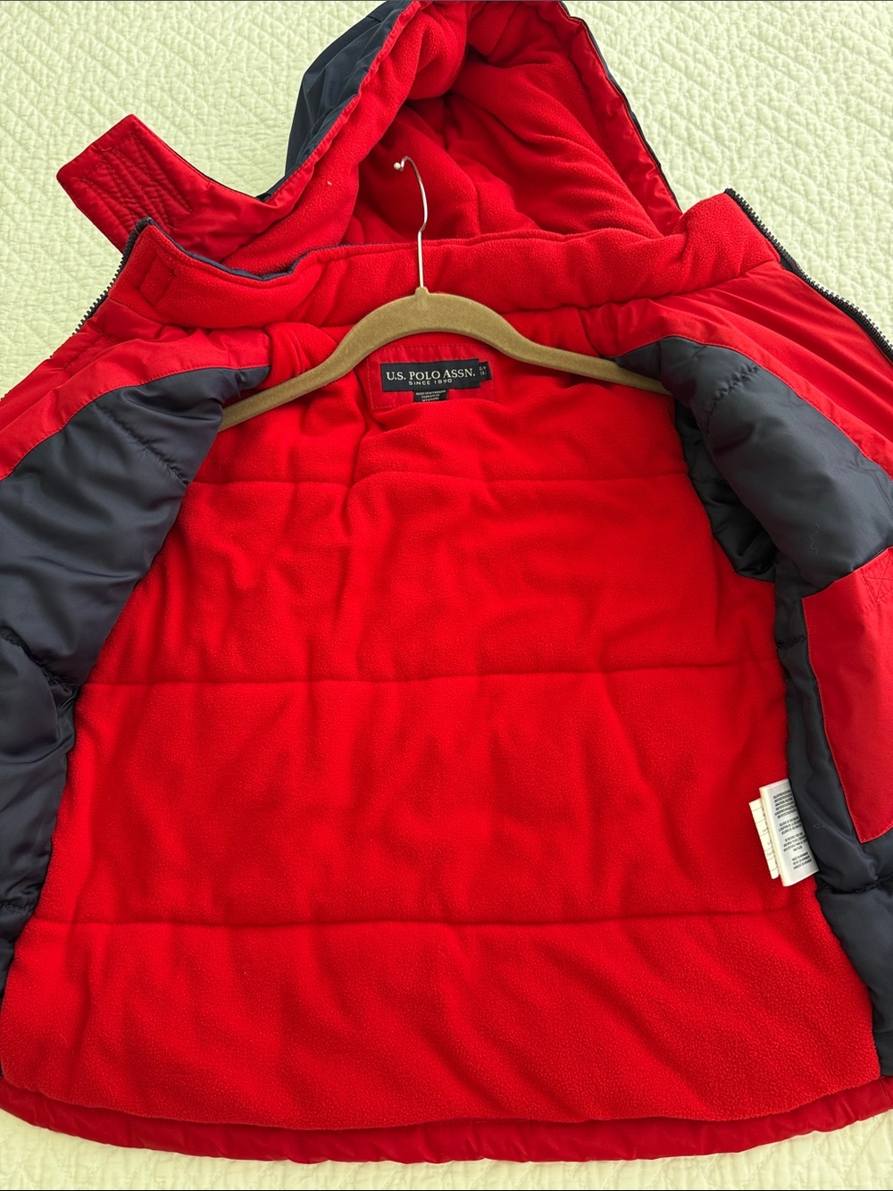 U.S. POLO ASSN.  BOYS Navy & Red Colorblock Hooded Puffer Jacket Size S (8) - Picture 9 of 16